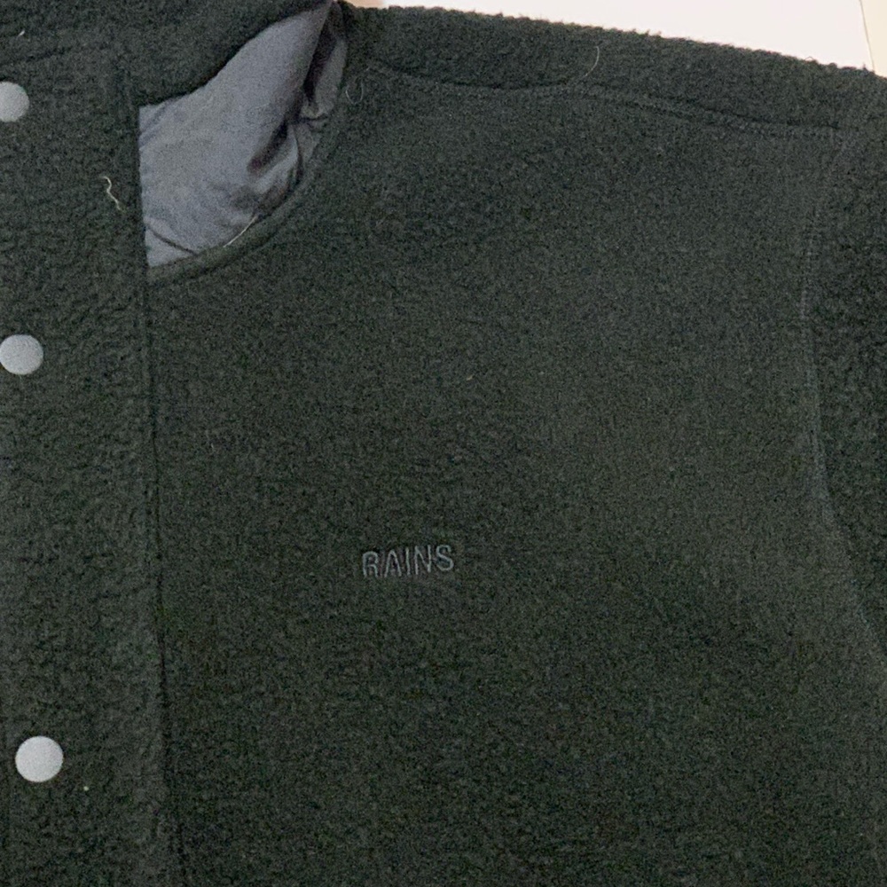 L / Rains fleece jacket - Picture 3 of 7